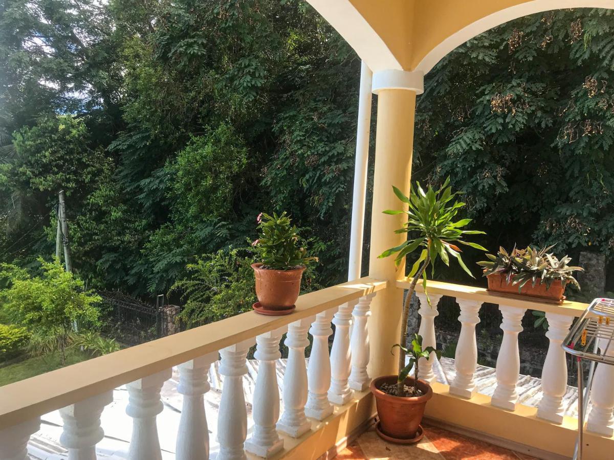 Seybreeze Villa Anse Royale Eksteriør bilde